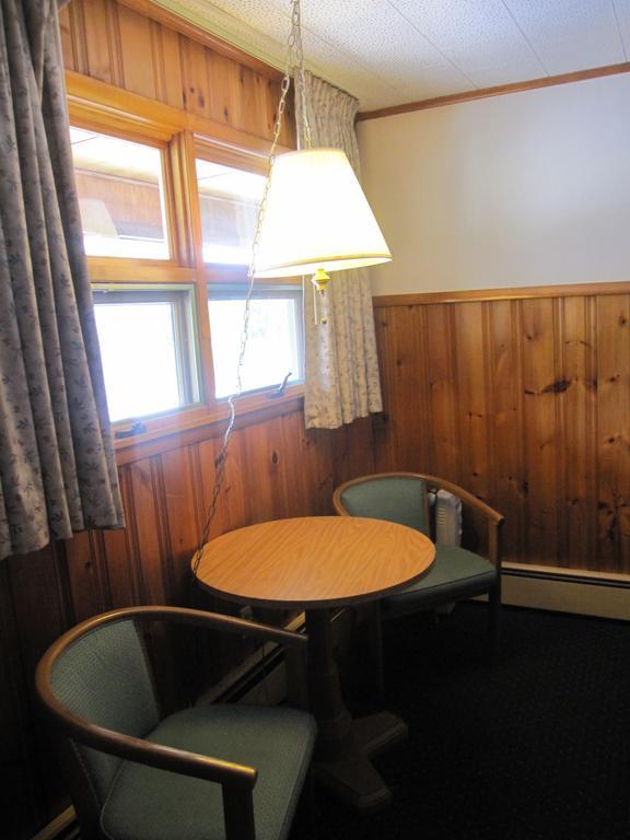 Wakita Court Motel Queensbury Rom bilde